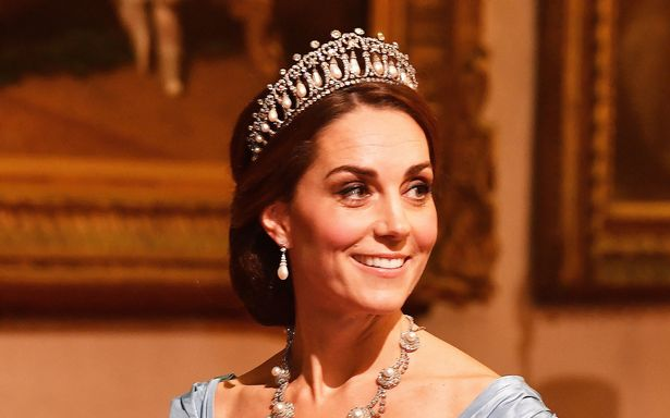 Kate sẽ không được phong tước hiệu này nếu William lên ngôi vua Ảnh 2