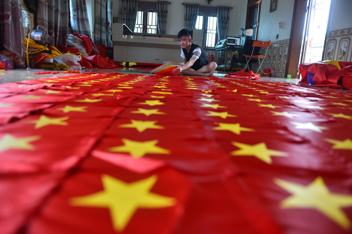 Ngôi làng đặc biệt ở Hà Nội hơn 70 năm may cờ Tổ quốc Ảnh 15