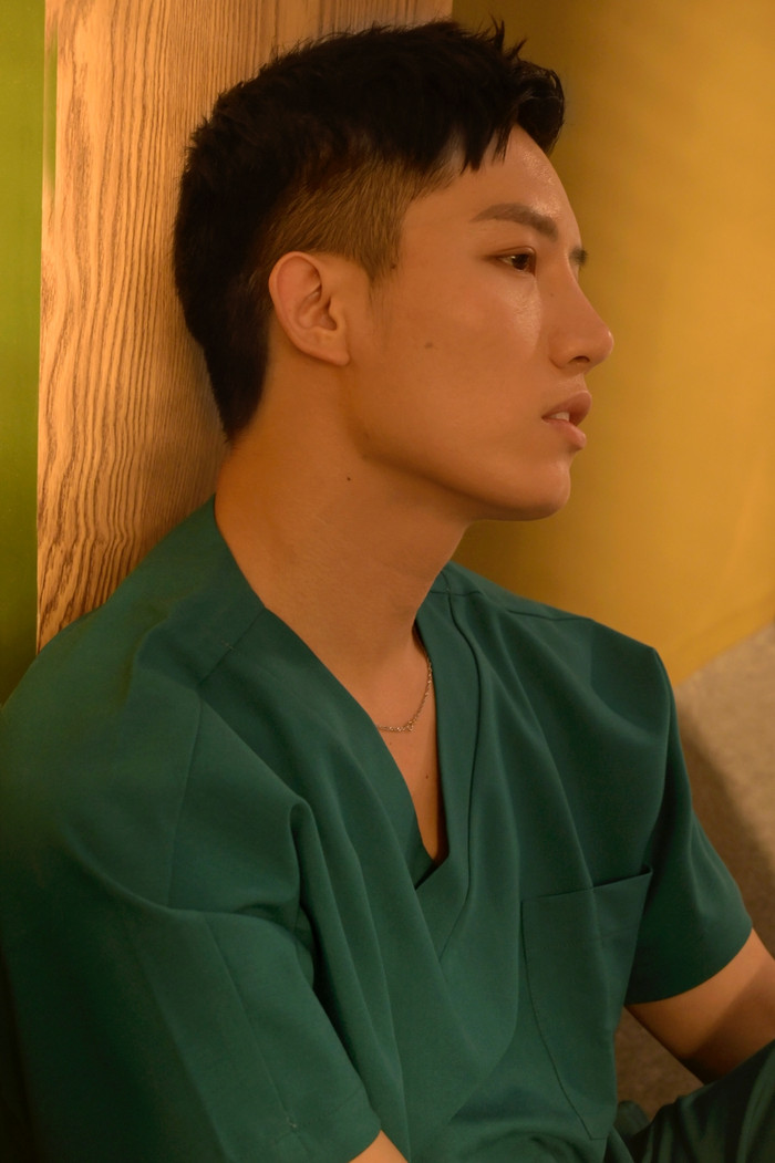 Anh Tú - LyLy gây xúc động khi hát về sự hy sinh thầm lặng của những 'anh hùng chống dịch' tại tuyến đầu Đất nước Ảnh 11