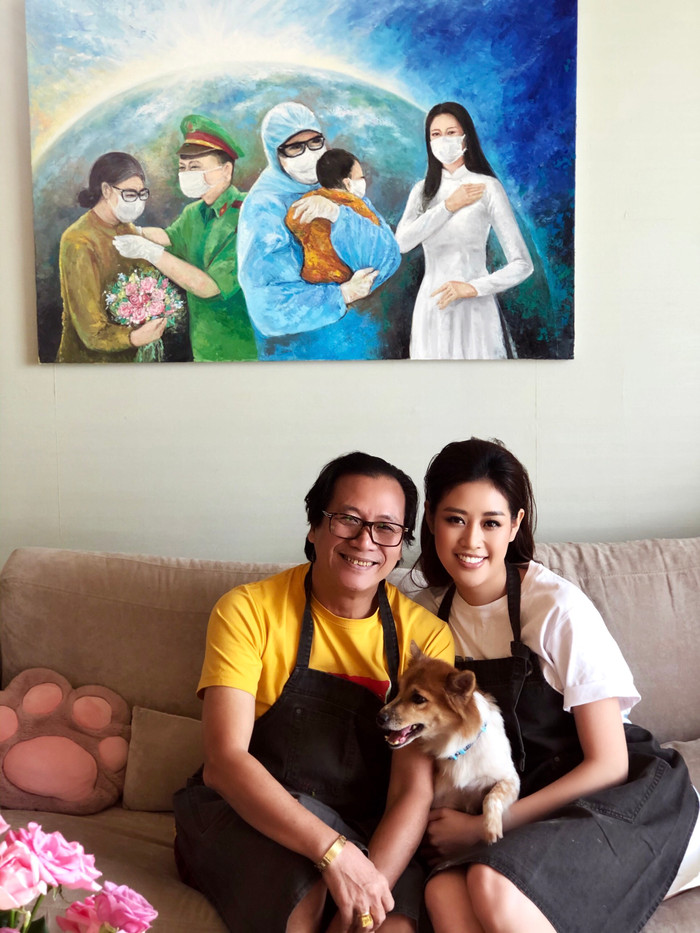 Xúc động trước bức ảnh ý nghĩa hoa hậu Khánh Vân cùng bố vẽ tặng y - bác sĩ Việt Nam Ảnh 10