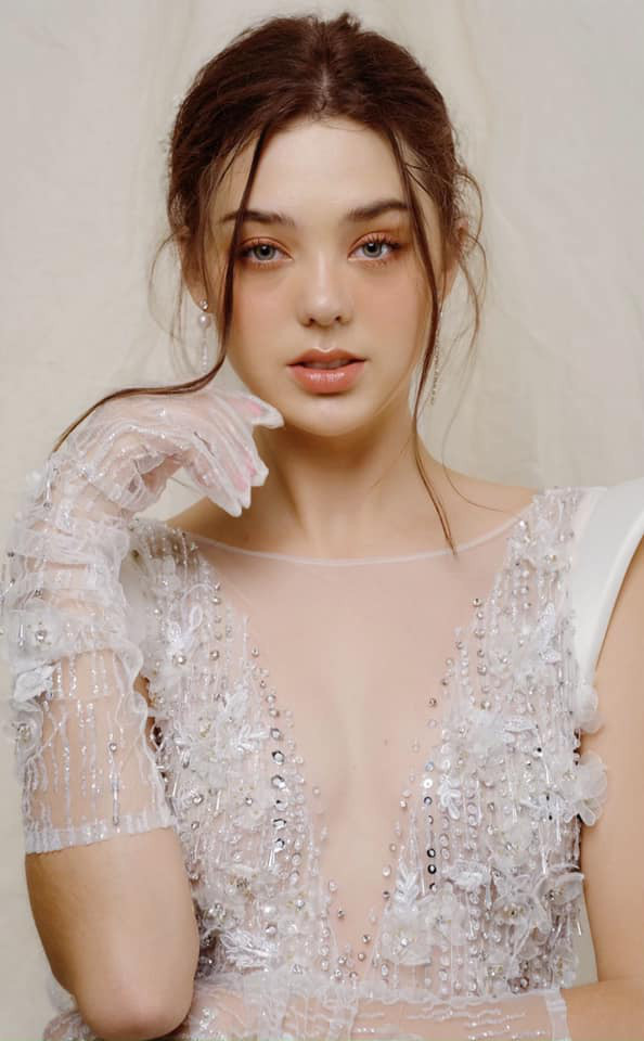 Bùi Tiến Dũng công khai đăng ảnh chụp chung cùng mẫu Tây Dianka Ảnh 9