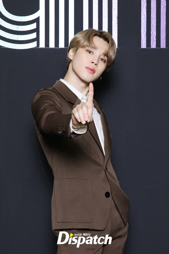 BTS dự họp báo đứng nhất trên 'Billboard Hot 100', Knet: 'Thật nực cười khi họ vẫn bị khinh thường' Ảnh 8