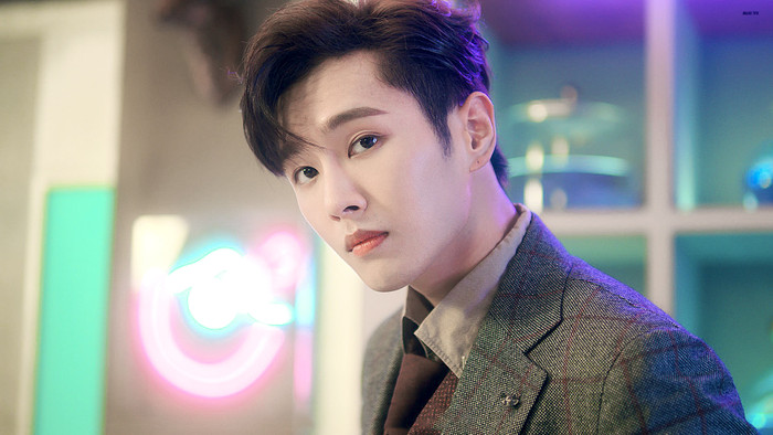 20 sao Cbiz được yêu thích tháng 8: Chanyeol (EXO) vượt Vương Nhất Bác, đứng sau Tiêu Chiến - Vương Tuấn Khải Ảnh 7