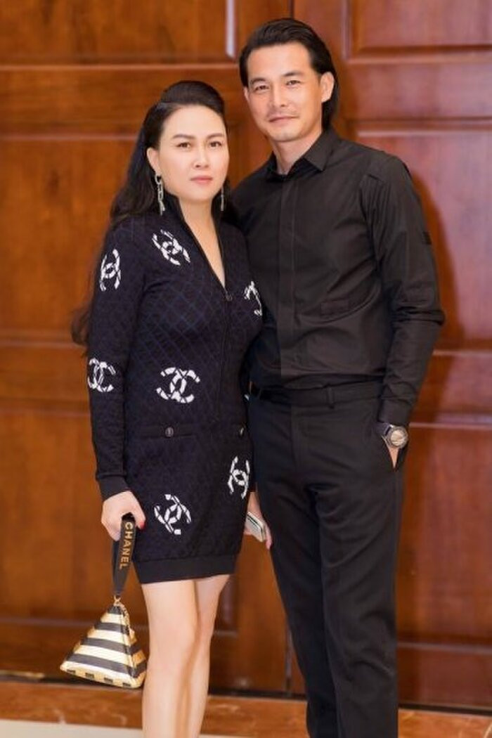 Quách Ngọc Ngoan hạnh phúc mừng sinh nhật con trai nhưng dân tình chỉ chú ý đến điều đặc biệt này Ảnh 7