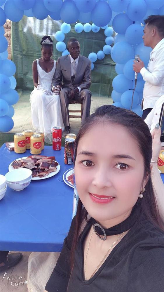 Những điều bất ngờ về người tổ chức đám cưới ở châu Phi theo phong cách Việt Nam Ảnh 9
