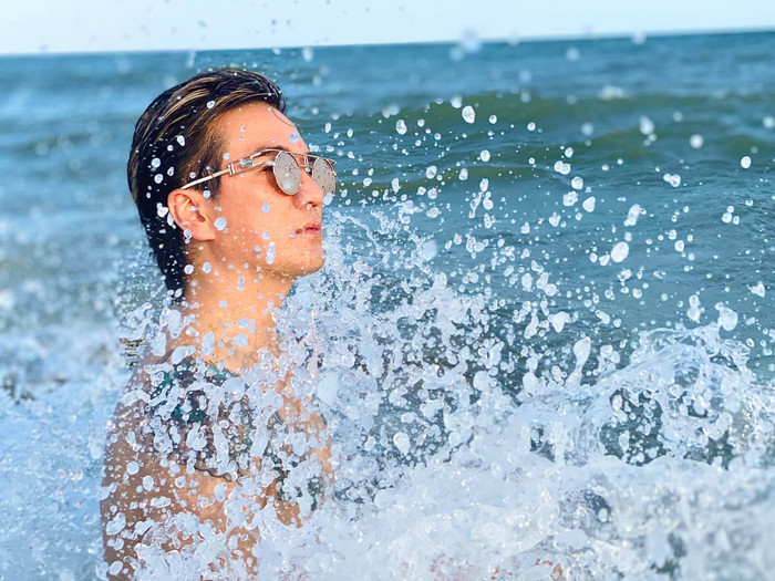 Chất như Đàm Vĩnh Hưng: Làm thơ trên nền nhạc Thương về miền Trung để... đuổi dịch Covid-19 Ảnh 5