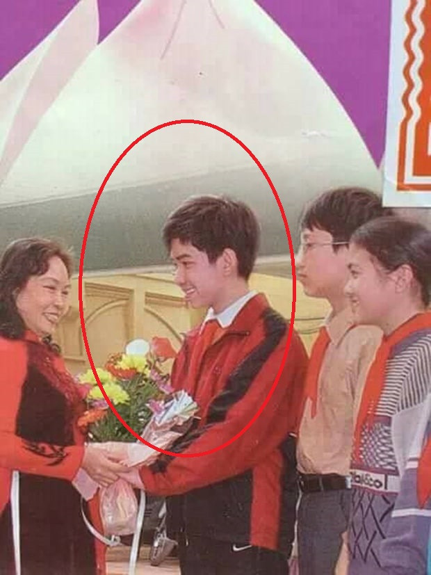 Nam sinh xuất hiện trên bìa SGK môn Giáo dục Công dân nhận được sự quan tâm, chú ý của nhiều người