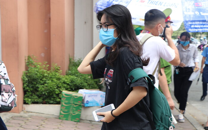 Tác phẩm nào xuất hiện trong đề thi môn Ngữ văn tốt nghiệp THPT Quốc gia đợt 2? Ảnh 2