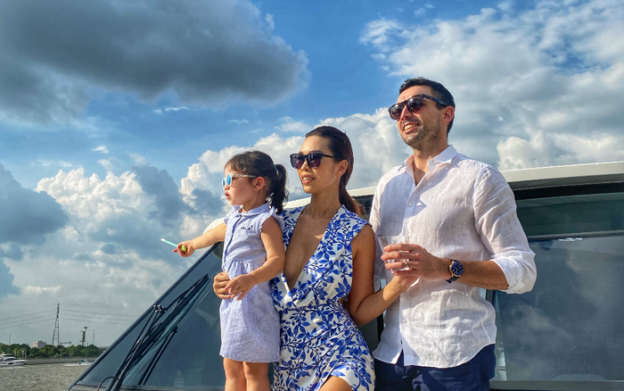 Vợ chồng Hà Anh thuê trọn du thuyền để gia đình và bạn bè nghỉ dưỡng ngày lễ Ảnh 2