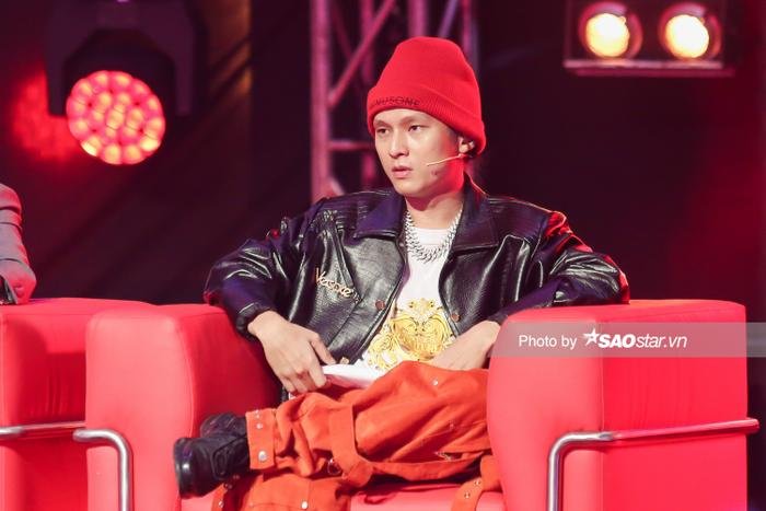 'Hội anh em' Right - Mas - Hoàng Đảo Chủ dùng chiến thuật lyric 'hất cẳng' King Kudo khỏi King Of Rap 2020 và giành lấy 30 triệu Ảnh 5