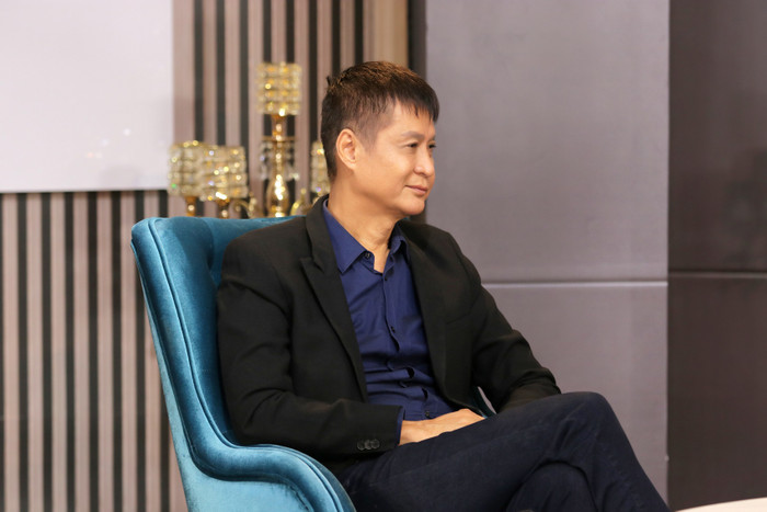 Đạo diễn Lê Hoàng