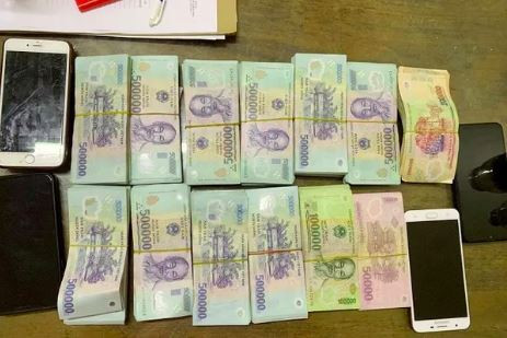 Tang vật cảnh sát thu giữ. 