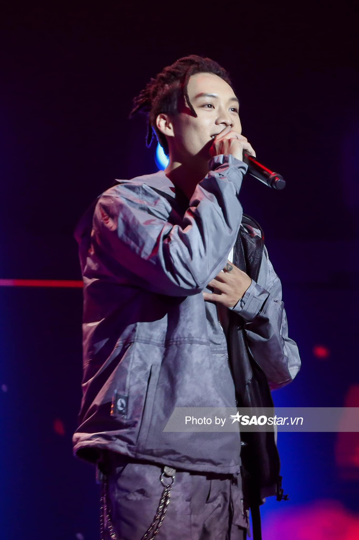 Chàng rapper 26 tuổi gây ấn tượng với ban giám khảo từ những tập đầu tiên 