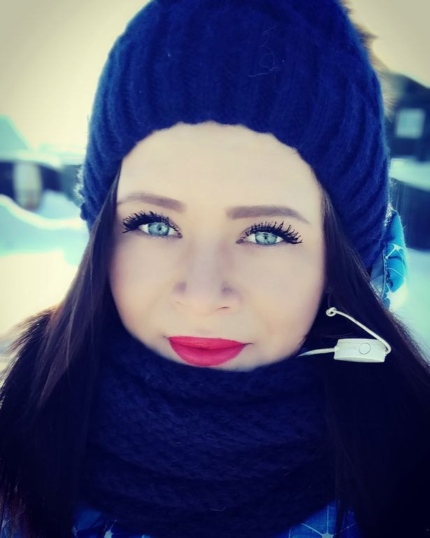 Chị Lyubov Pavlunina.