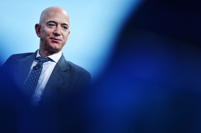 Jeff Bezos là người chịu nhiều ảnh hưởng nhất trong đợt bán tháo cổ phiếu công nghệ tuần này. Ảnh: The Star