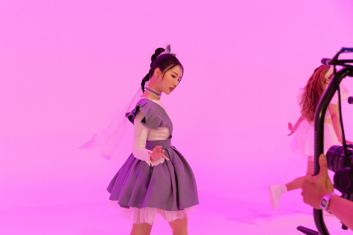 Quả nhiên là Amee, cằn nhằn bạn trai bằng 'giọng mẹ' mà vẫn siêu đáng yêu thế này! Ảnh 8