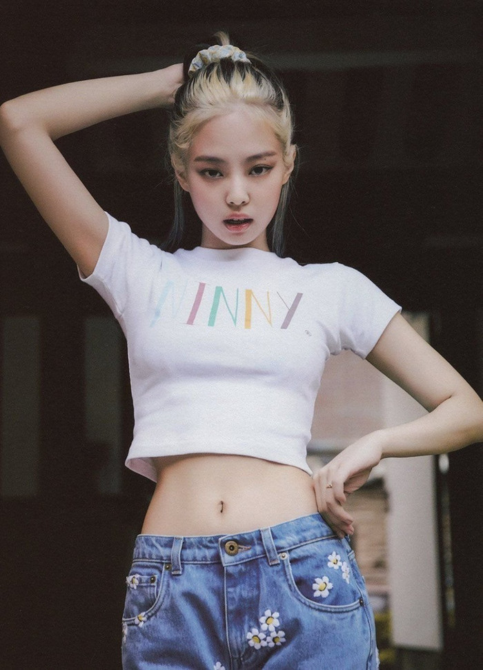 Khen Jennie (Blackpink) eo nhỏ tự nhiên, dân mạng phản kháng 'cực gắt' Ảnh 6