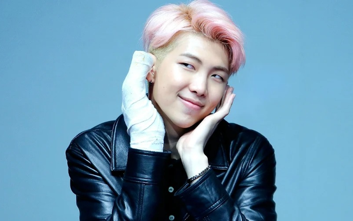 RM đoạn tuyệt với tóc hồng và Jungkook tự tin với 