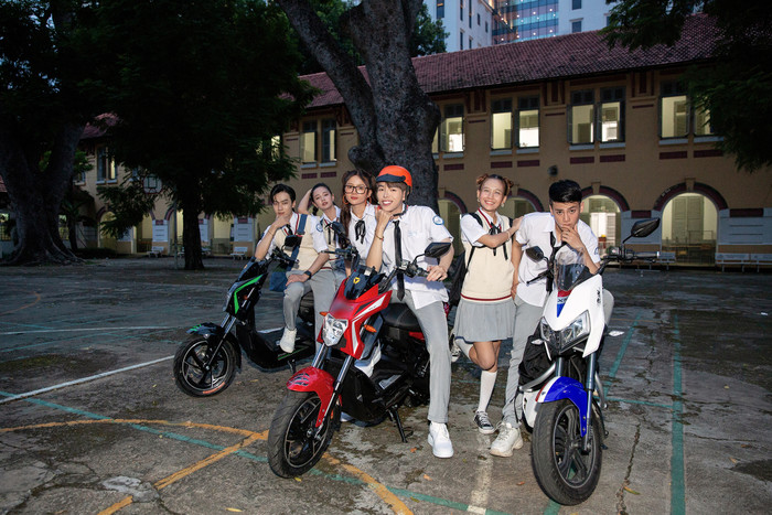 Đức Phúc nhá hàng loạt ảnh hậu trường, chuẩn bị ra mắt phần 2 phim thanh xuân triệu view? Ảnh 3