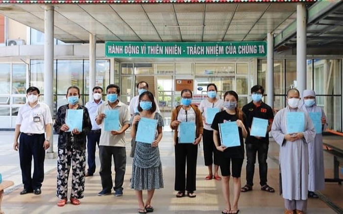 23 bệnh nhân mắc COVD-19 tại Quảng Nam và Đà Nẵng được công bố khỏi bệnh Ảnh 2