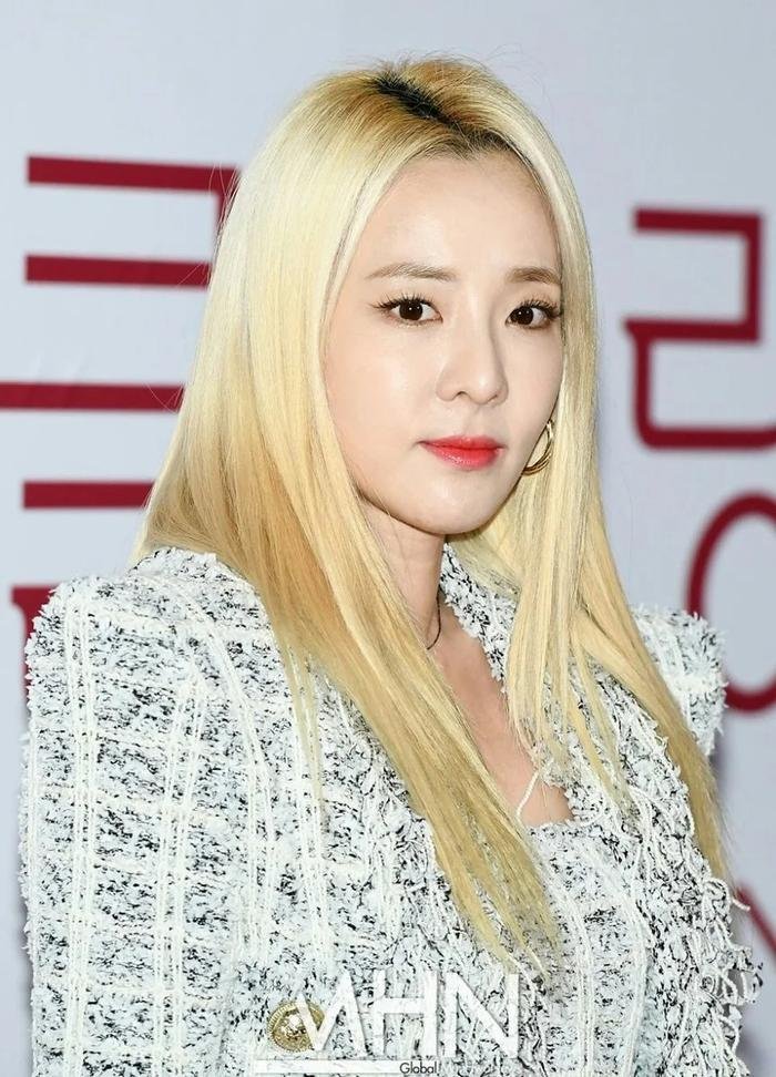 Sandara Park tiết lộ chỉ hẹn hò với người nổi tiếng và chia sẻ về những lần hẹn hò bí mật Ảnh 4