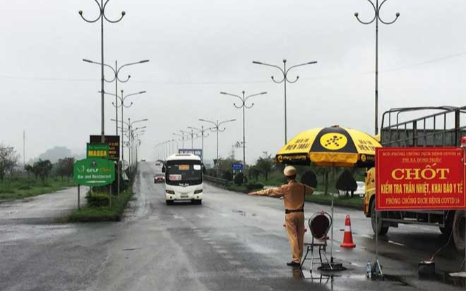Quảng Ninh dừng hoạt động các chốt kiểm soát dịch COVID-19, cho phép nhiều dịch vụ được mở cửa trở lại Ảnh 2