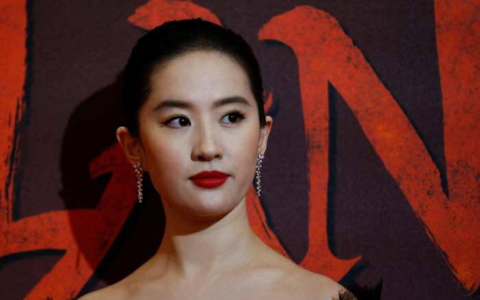 Mặc bao lời chê bai, Mulan sẽ 'đóng đinh' tại rạp chiếu Trung Quốc suốt 3 tháng? Ảnh 2