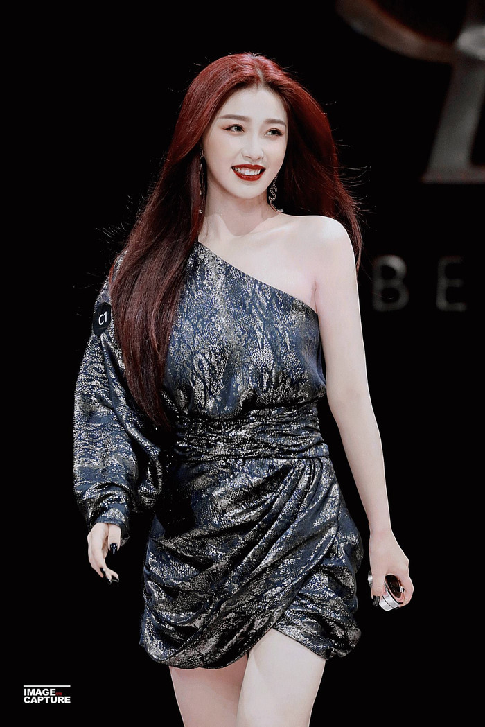 Ngu Thư Hân nổi bần bật tại sự kiện của YSL với cương vị là mẫu đại diện cho dòng Beauty cũa hãng này