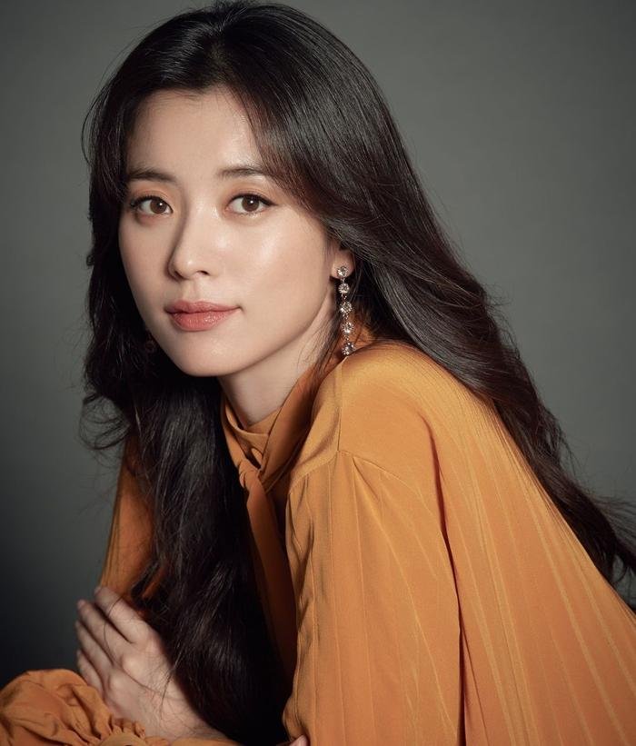 Jo In Sung cặp kè với Han Hyo Joo trong phim mới của đạo diễn 'Thế giới hôn nhân'? Ảnh 4