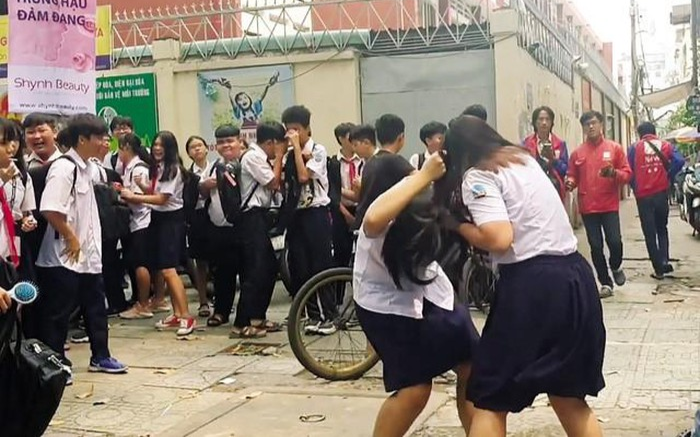 Bỏ hình thức kỷ luật buộc thôi học đối với học sinh vi phạm Ảnh 2