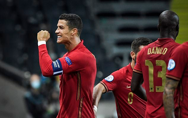 Cristiano Ronaldo ghi 101 bàn cho tuyển Bồ Đào Nha như thế nào? Ảnh 2