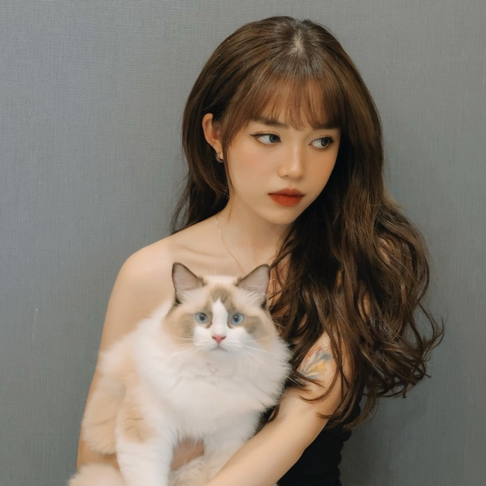 Về Linh Ngọc Đàm, cô nàng luôn thu hút sự chú ý của dân mạng trong từng động thái. Lần nay cũng không ngoại lệ.