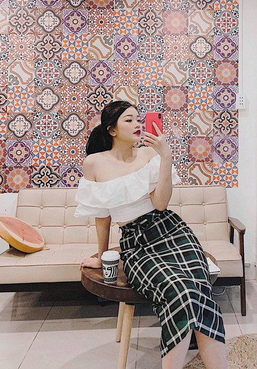 Phương Thảo cho biết vì thấy chị gái tất bật chạy show cả ngày lẫn đêm nên dần không mặn mà với giới giải trí. 