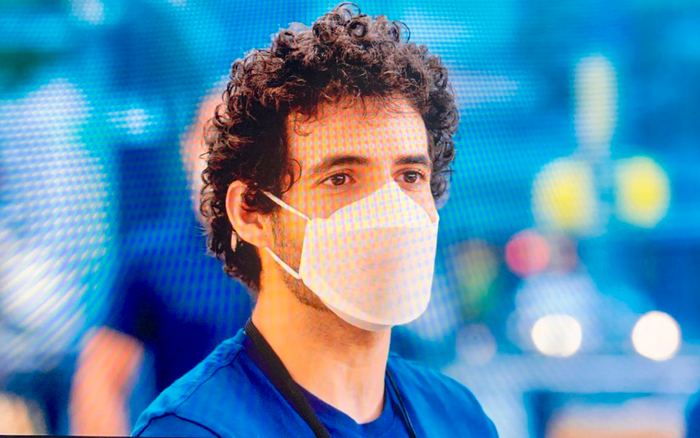 Apple chế tạo khẩu trang cực xịn sò, nhưng tiếc là chỉ phát cho nhân viên chứ không bán Ảnh 2