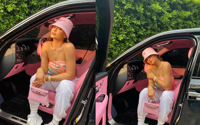Kylie Jenner nổi bật với style 'lấy khăn làm áo' thả dáng bụi bặm trong con xế hộp màu hường Ảnh 2