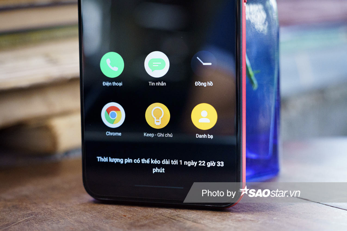 Khi chế độ Siêu Tiết Kiệm Pin bật lên Realme C12 sẽ chuyển qua giao diện tối giản như thế này