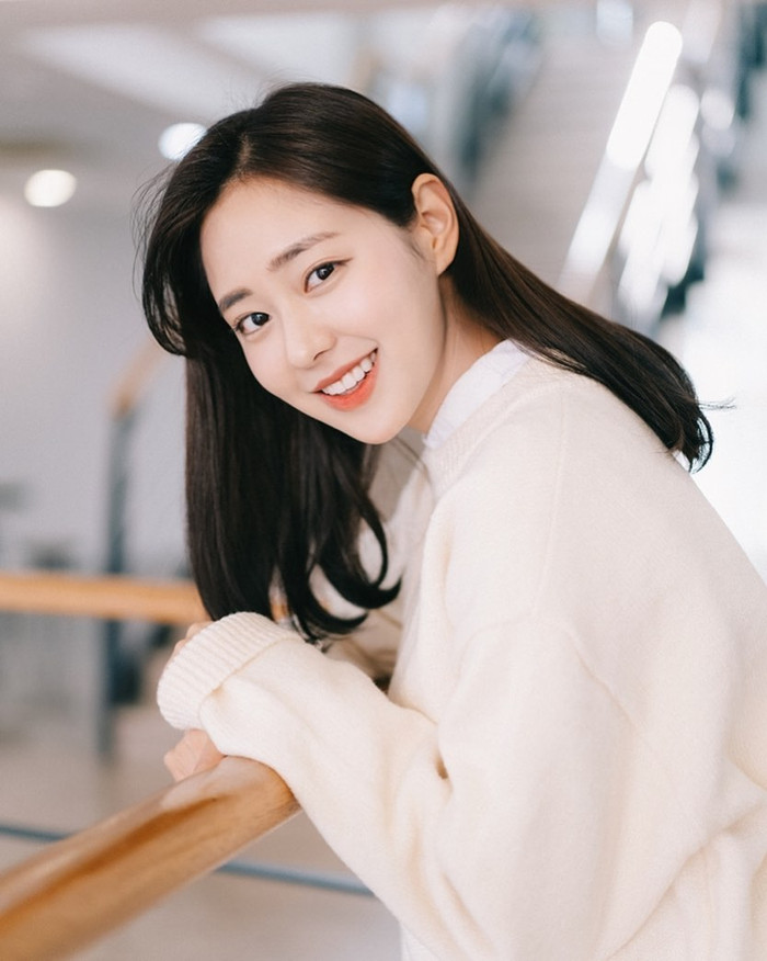 Nhan sắc 'Hoa hậu truyền thống Hàn Quốc 2020' bỏ xa Á hậu: Knet nói gì? Ảnh 24