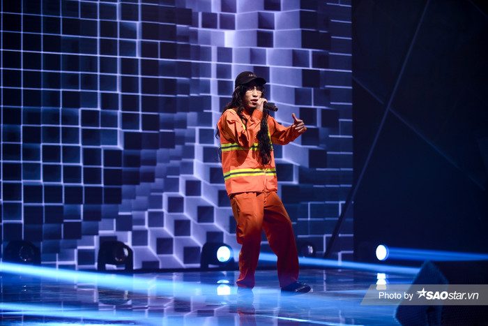 CJay tiến bộ vượt bậc vẫn bại trận, Chị Cả xuất sắc ôm trọn 57 triệu đồng ung dung vào Top 40 King Of Rap Ảnh 5