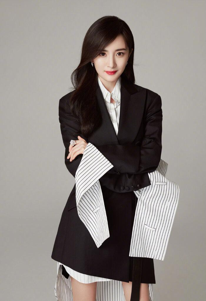 Lưu Thi Thi bị dân mạng nhận xét càng ngày càng giống Dương Mịch Ảnh 5