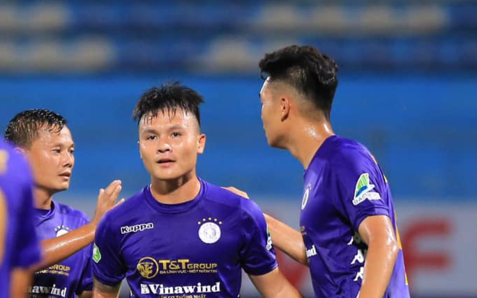 'Quang Hải có vẻ tăng cân, hy vọng em có sự cân đối lại' Ảnh 2
