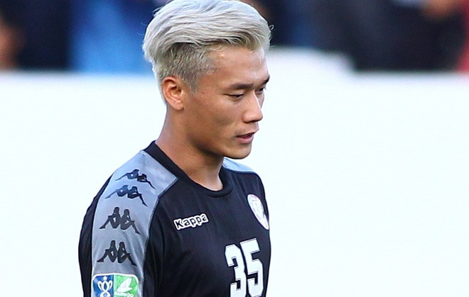 Bùi Tiến Dũng nhận hai bàn thua trước Bà Rịa - Vũng Tàu.