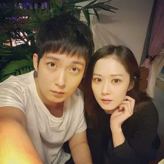 Diễn viên Jang Seong Won - anh trai Jang Nara kết hôn: Khi nào 'nàng thơ' mới chịu lấy chồng khi đã 40? Ảnh 9