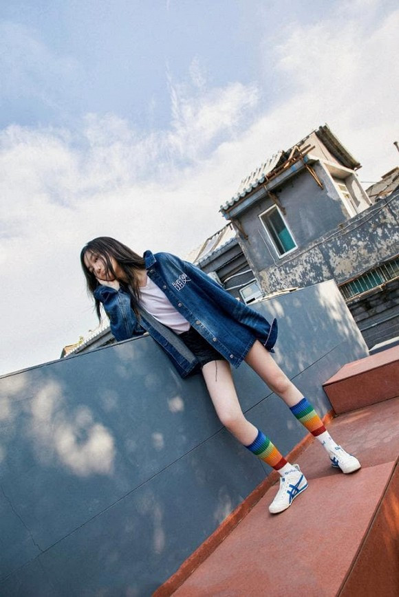 Cô bé cũng ngày càng dạn dĩ hơn bao giờ hết