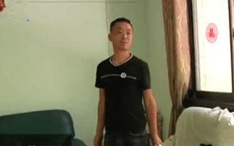 Được tuyên bố đã chết, thi thể bất ngờ ngồi bật dậy khỏi quan tài, gọi tên cha khiến người xung quanh chạy tán loạn Ảnh 2