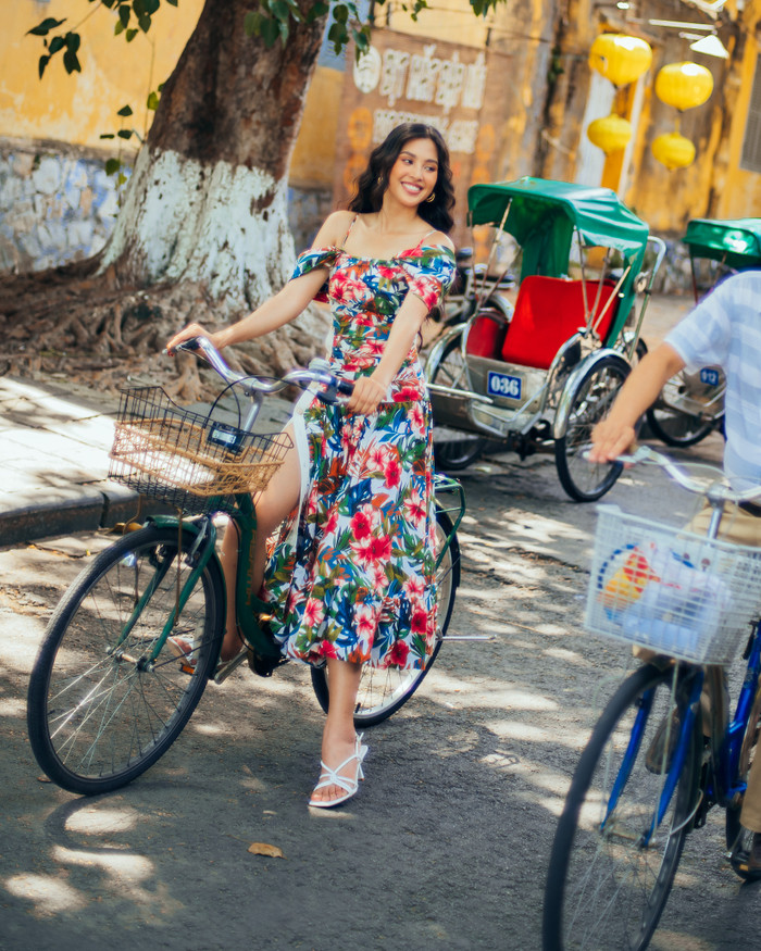 Ngơ ngẩn ngắm Hoa hậu Tiểu Vy đẹp nuột nà trong bộ ảnh chụp tại quê nhà Hội An Ảnh 13