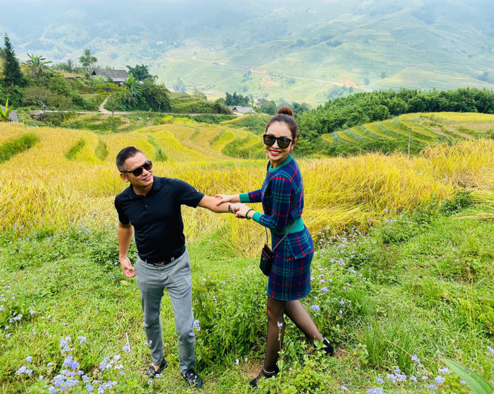 ... thậm chí là quấn quýt bên nhau không rời