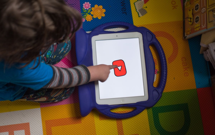 Google đối diện với án phạt hàng tỉ USD ở Anh vì 'theo dõi' trẻ em Ảnh 2