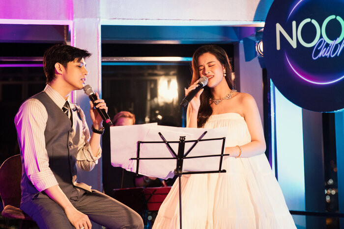 Cư dân mạng share rần rần khoảnh khắc Đông Nhi ôm bụng bầu tựa cửa, âm thầm cổ vũ Noo Phước Thịnh sau cánh gà Ảnh 3