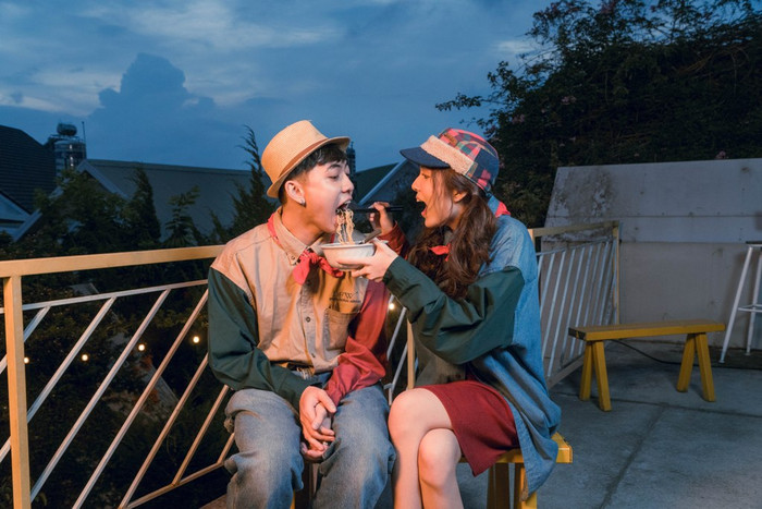 Nhân dịp sinh nhật tuổi 30, Thái Vũ FAPtv 'bắt tay' hotgirl Kim Ngân thực hiện 'quà độc' tặng fan Ảnh 5