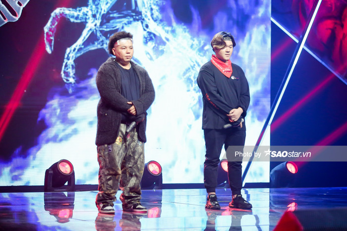 Trong vòng battle 1:1, Vsoul đã giành chiến thắng thuyết phục trước 1nG với màn biểu diễn rap trên nền Samples Đôi mắt để xuất sắc có mặt trong Top 20.